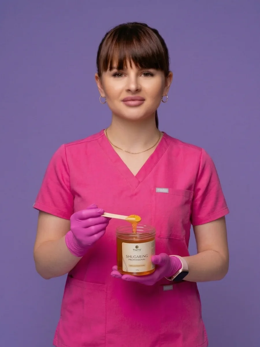 Violetta Oleynik — depilyatsiya kursi bo'yicha o'qituvchi